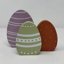 Load image into Gallery viewer, Spring - Small Orange Patterned Egg
