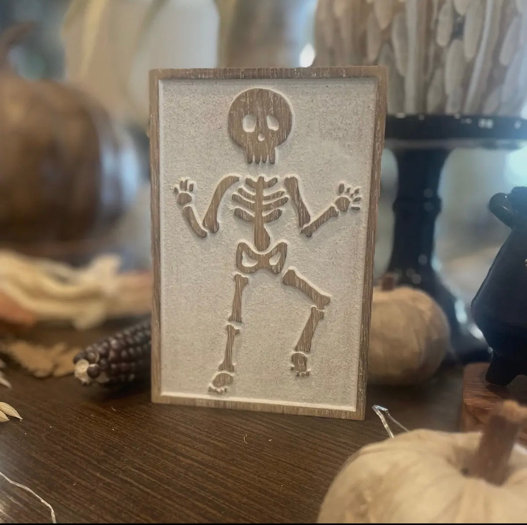 Dancing Skeleton 1