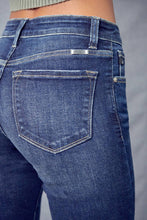 Load image into Gallery viewer, Kristen - Kan Can Jeans
