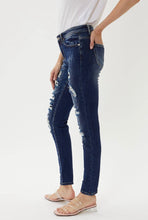 Load image into Gallery viewer, Indee Distressed - Kan Can Jeans
