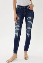 Load image into Gallery viewer, Indee Distressed - Kan Can Jeans
