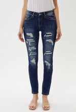 Load image into Gallery viewer, Indee Distressed - Kan Can Jeans
